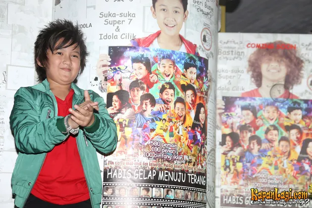 Suka Suka Super 7 - Habis Gelap Menuju Terang
