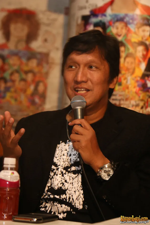 Suka Suka Super 7 - Habis Gelap Menuju Terang