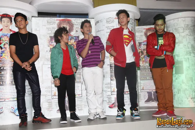 Suka Suka Super 7 - Habis Gelap Menuju Terang