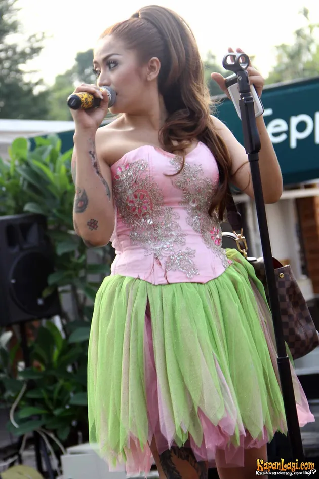 Princess Penelope - Cinta Penelope dan Nana Princess