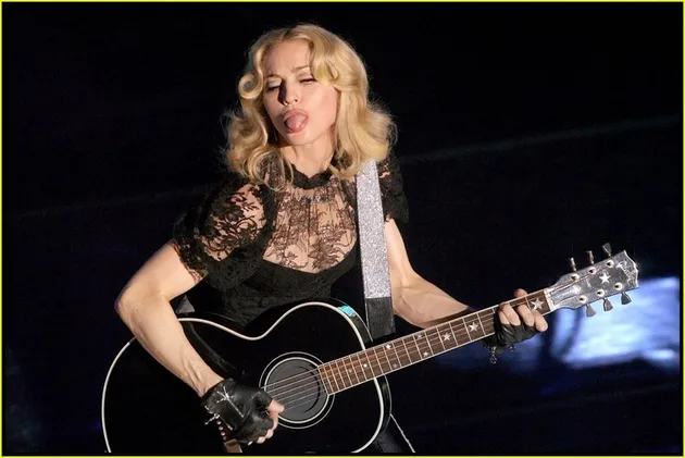 madonna_konser_hardcandy