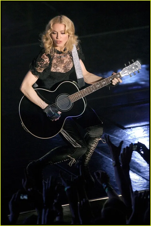 madonna_konser_hardcandy