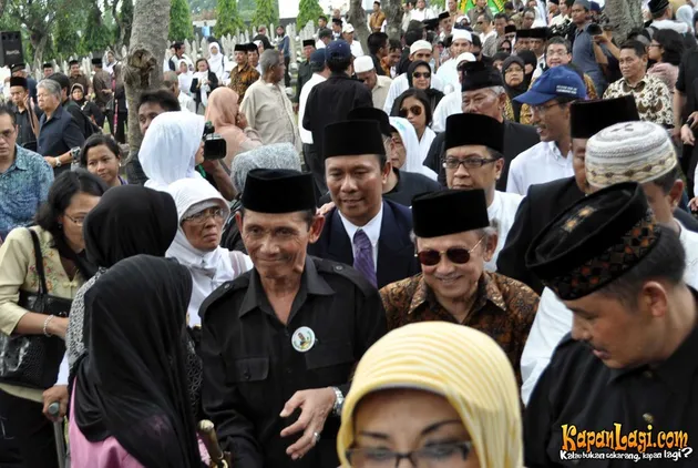 ainun habibie