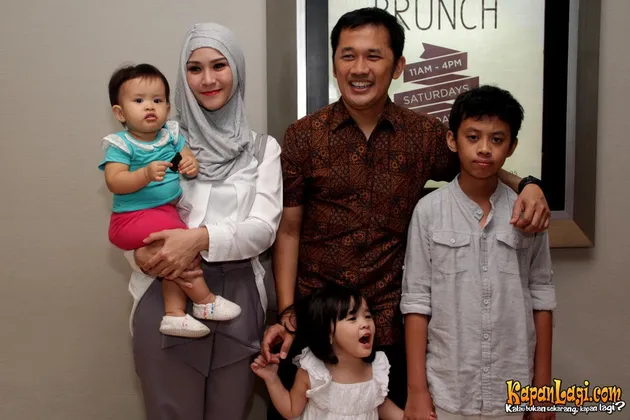 Putri Hanung - Zaskia