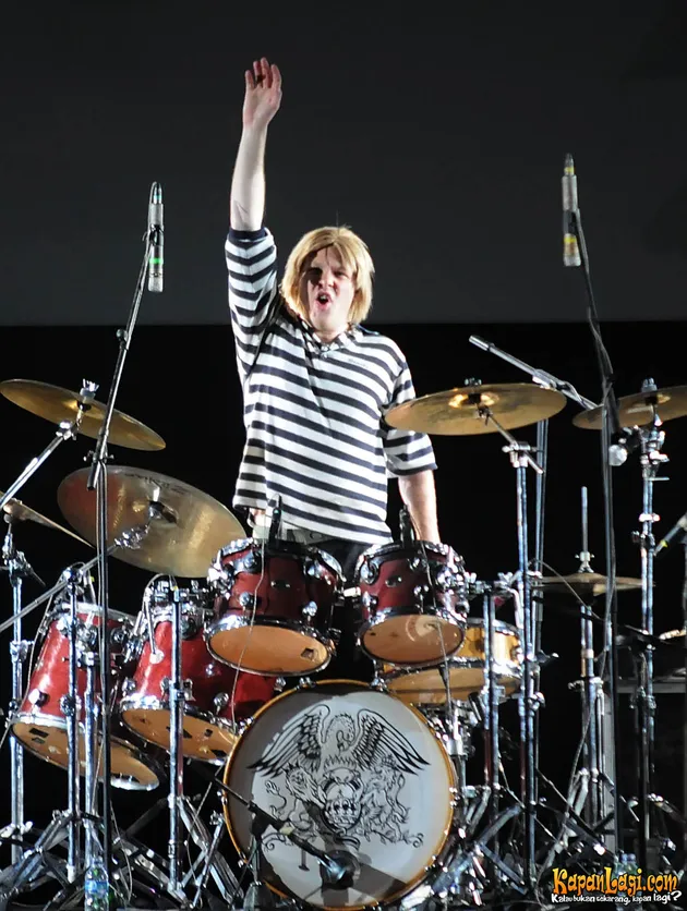 queen its a kinda magic