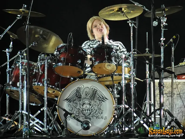 queen its a kinda magic