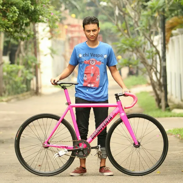Radya Bagaskara, Anak Ira Wibowo - Katon
