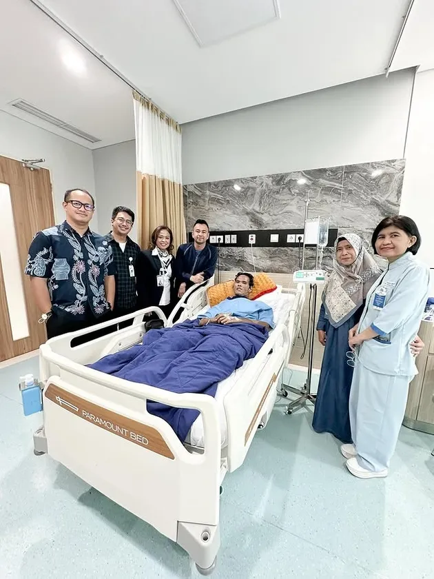 Fahmi Bo dan para dokter