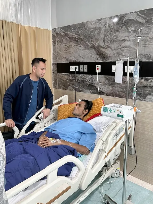 Fahmi Bo dirawat di kelas utama