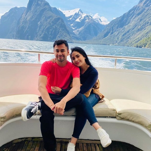 Raffi Ahmad and Nagita Slavina Vacation in New Zealand, Almost Lost Their Luggage