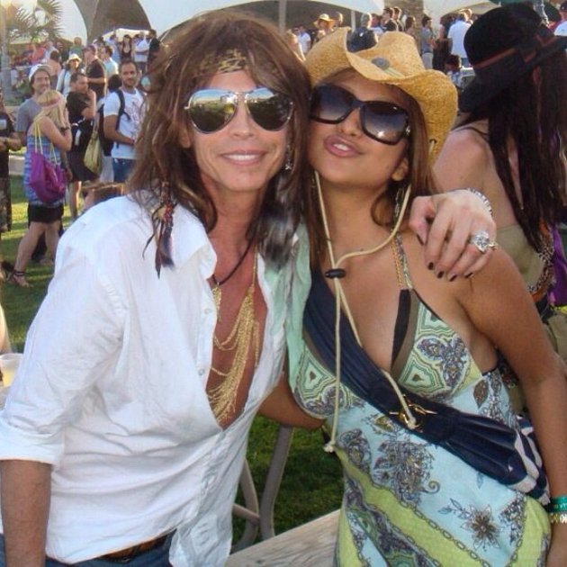 Bersama Steve Tyler. Rahma kerap mengupload foto-foto lawasnya di instagram. Foto ini diambilnya di tahun 2008 silam.