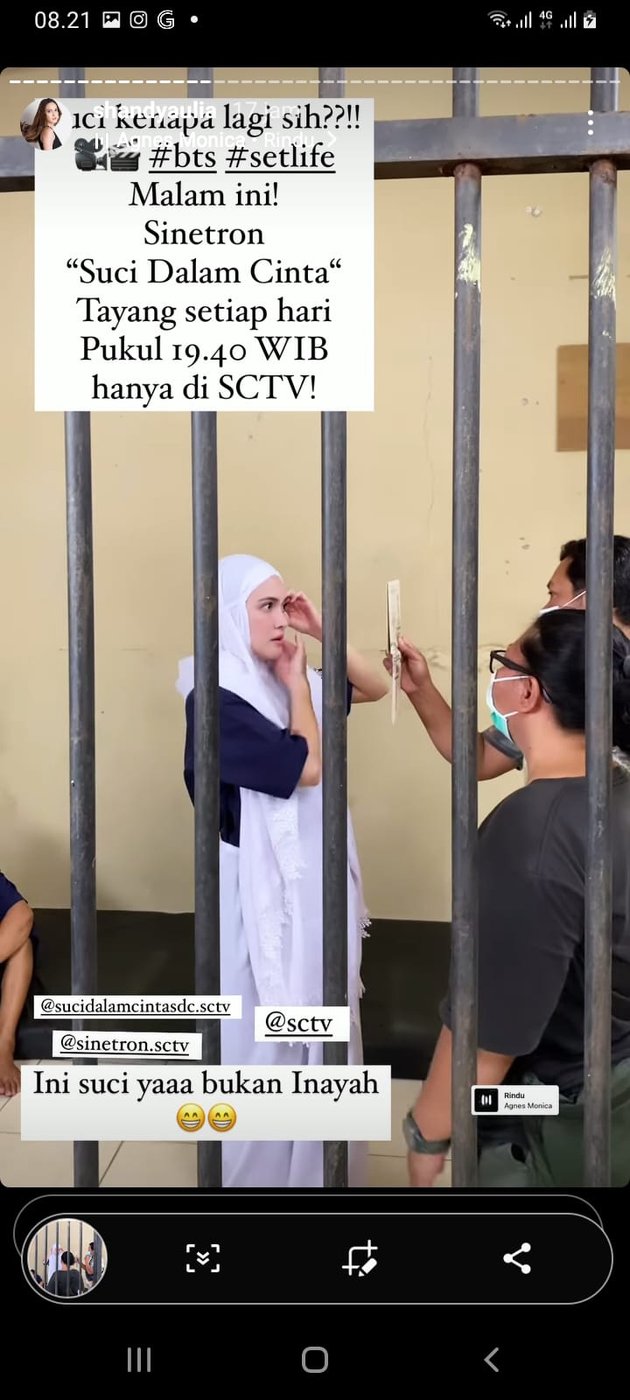Many Mentioned Changing Religion and Have Clarified, Check Out 9 Photos of Shandy Aulia Wearing Mukena in Prison