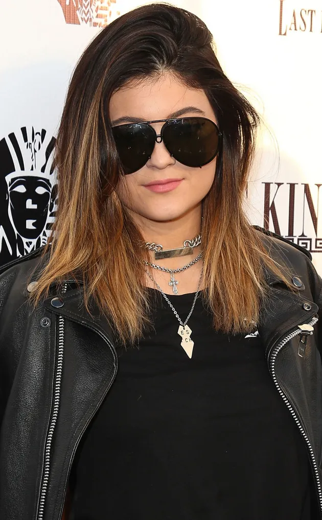 RAMBUT KYLIE JENNER, DARI BIASA JADI 'SUPER LIAR 