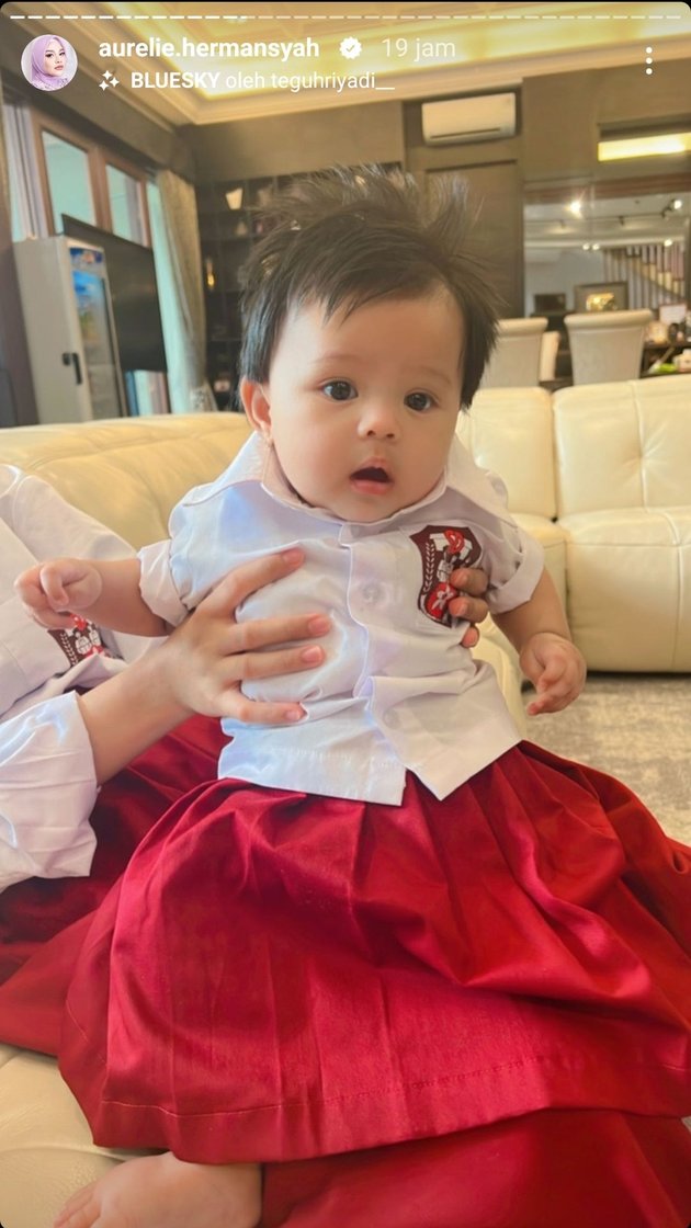Celebrate Independence Day, 8 Adorable Photos of Celebrity Babies Wearing Red and White Outfits on August 17 - School Uniforms Become Favorites