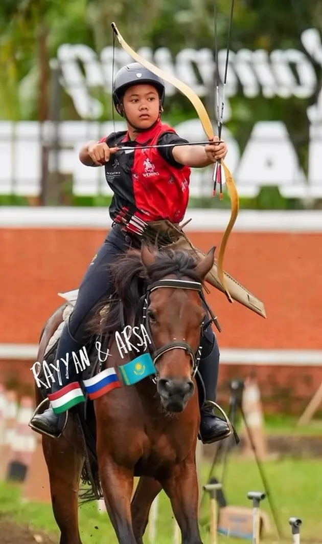 Aksi Rayyan Abdul Karim Berkuda