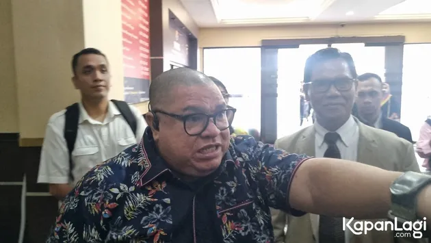 Razman Bawa Enam Bukti Saat Diperiksa Penyidik 