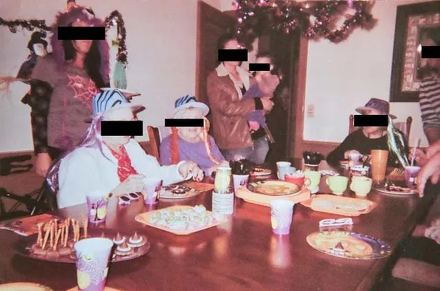 foto-foto ada penampakan hantu