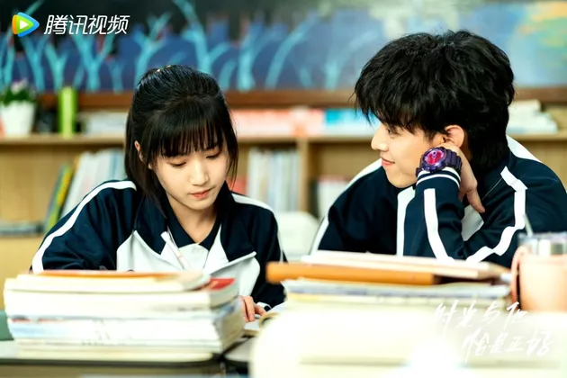 drama China tentang kehidupan sekolah