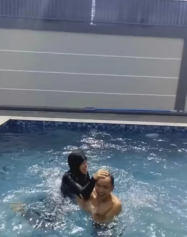 Ibu dan Ayah Ayu Ting Ting