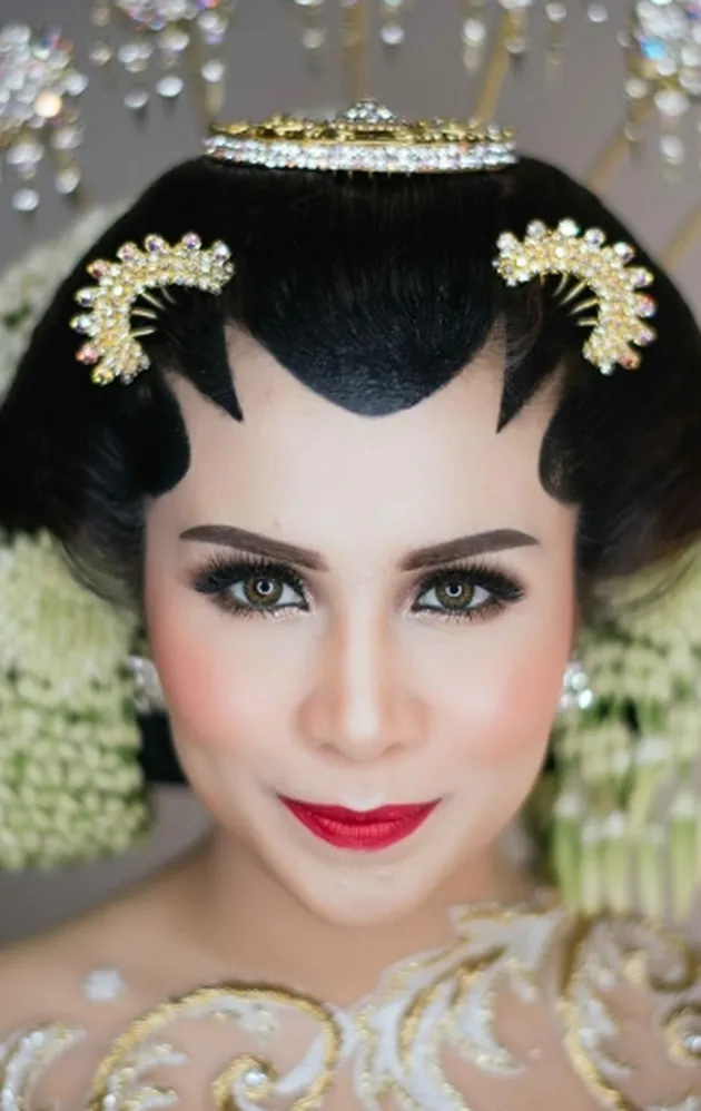 Momo Geisha
