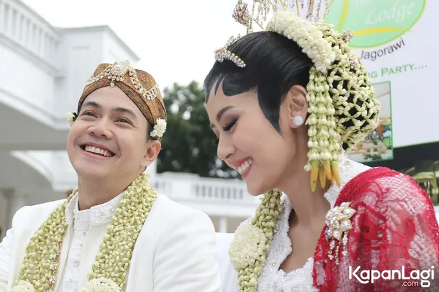 Akad Nikah Ardina - Arie