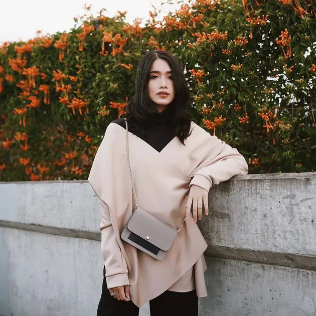 Fashion Ana Octarina