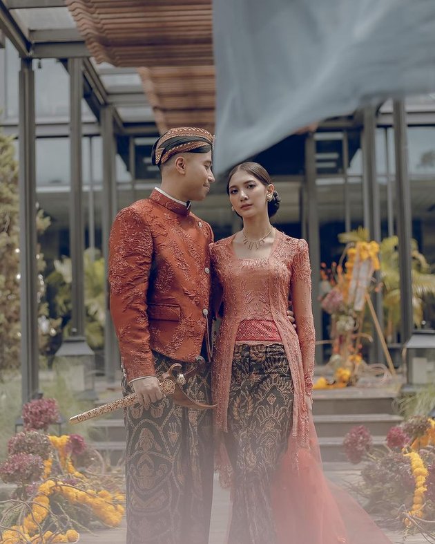 Seperti inilah potret romantis di acara lamaran Vidi Aldiano untuk meminang Sheila Dara Aisha sebagai calon istrinya pada hari ini, Rabu (1/12).