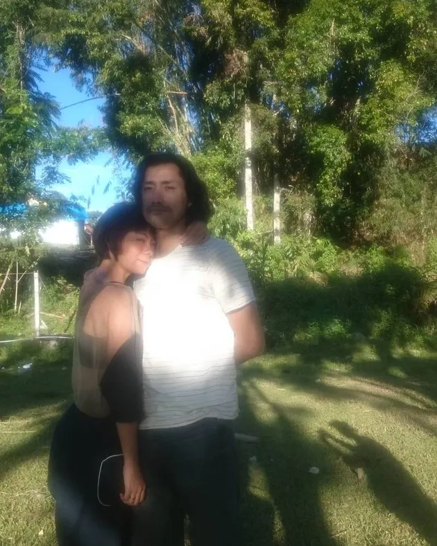 Revaldo dan istrinya