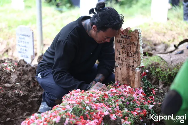 Reza Arap di Pemakaman Lula Lahfah