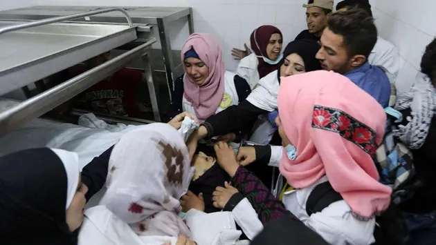 paramedis palestina, razan al-najjar, parapmedis palestina ditembak israel