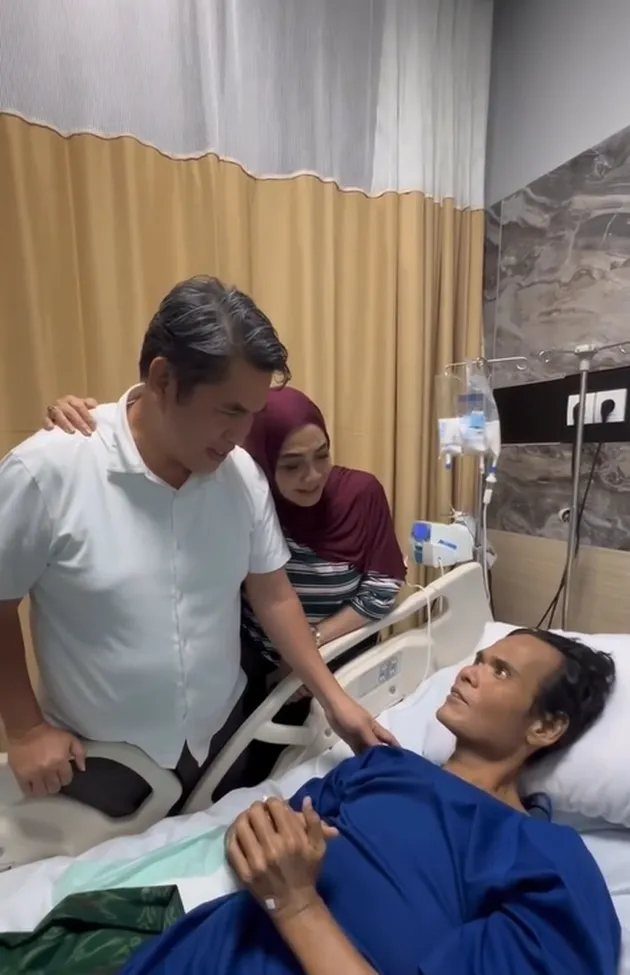 Fahmi Bo bahagia jumpa dengan Sandy Nayoan