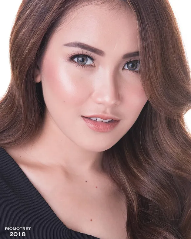 Rio Motret - Ayu Ting Ting - Agnez Mo - Nagita Slavina