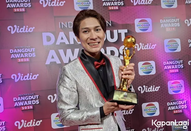 Rizky Billar di Indonesian Dangdut Awards