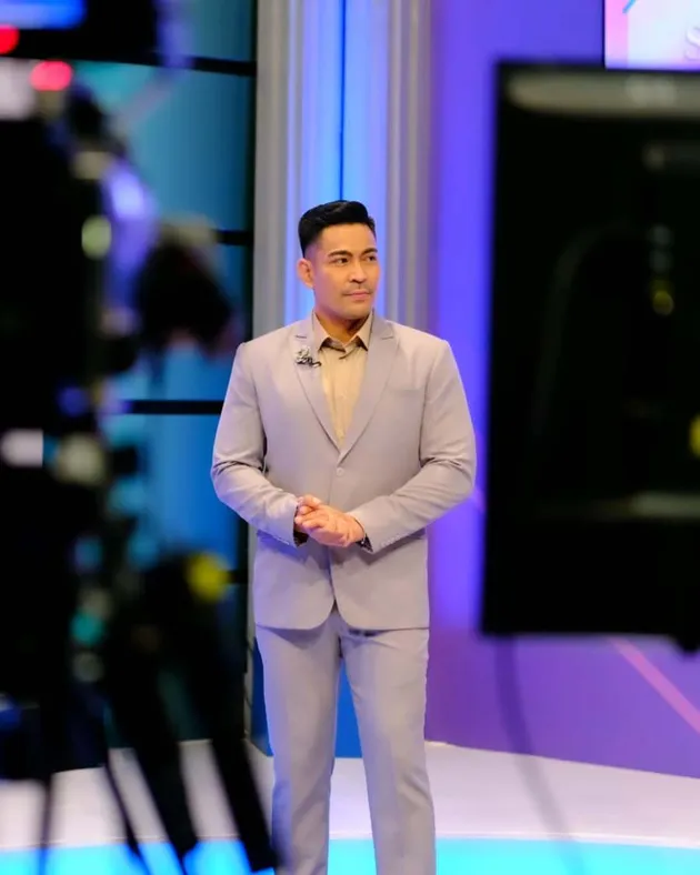 Robby Purba seorang presenter
