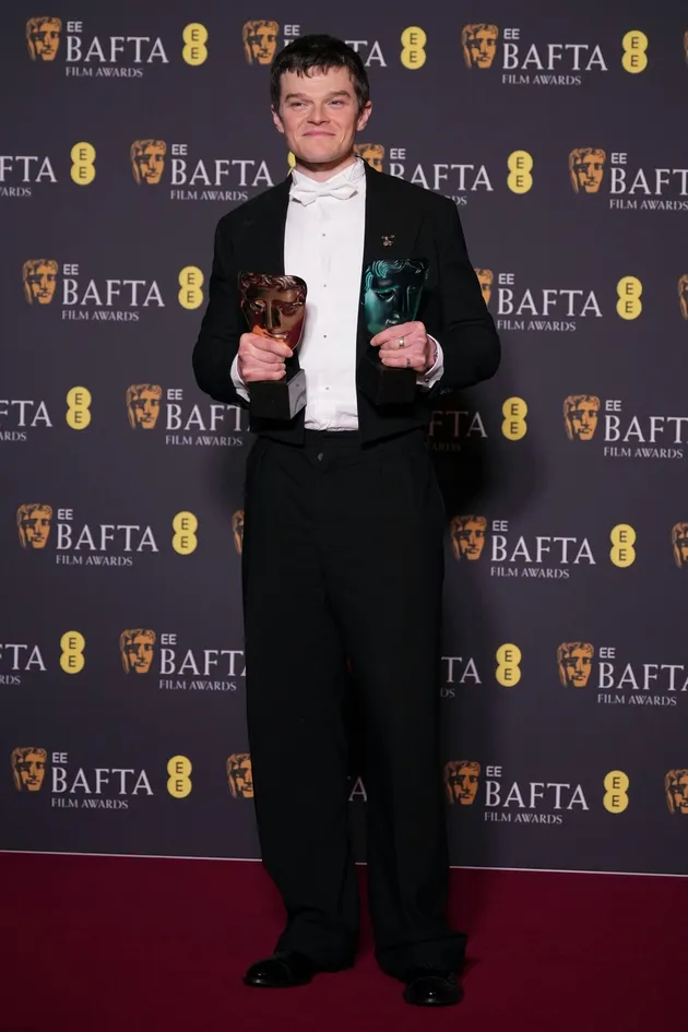 Robert Aramayo memenangkan kategori Leading Actor