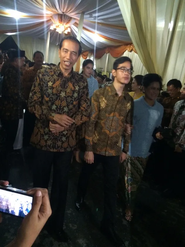 Pernikahan - Lamaran Anak Jokowi