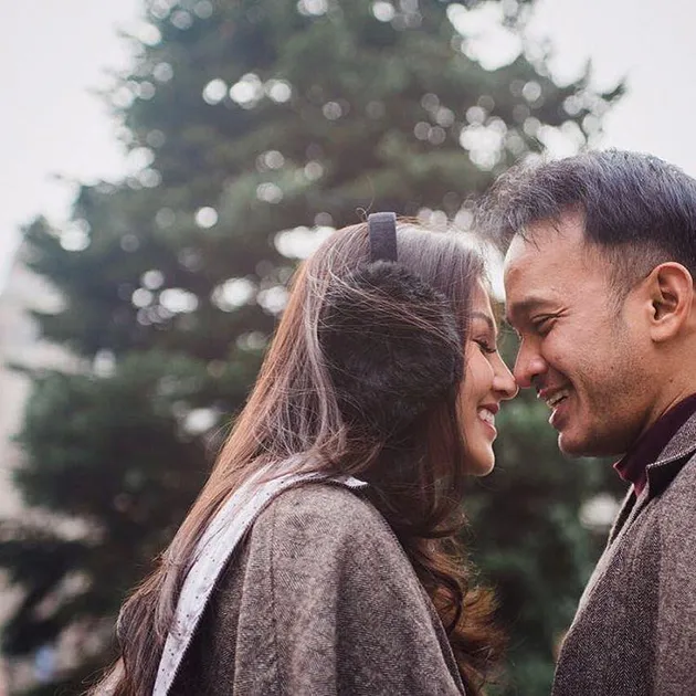 Valentine Pasangan Seleb Indonesia