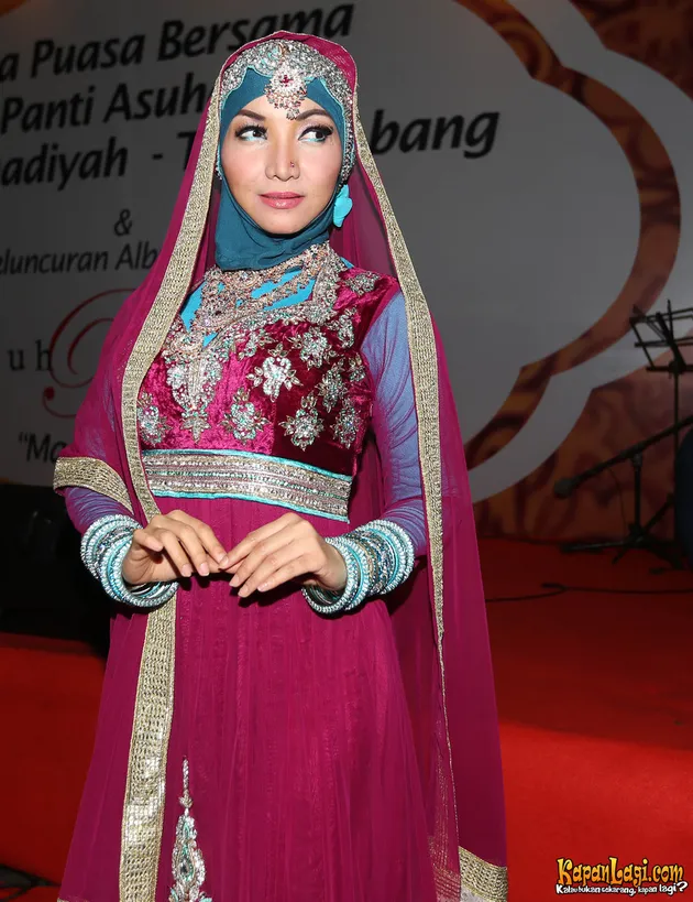 Roro Fitria - Duo Serigala