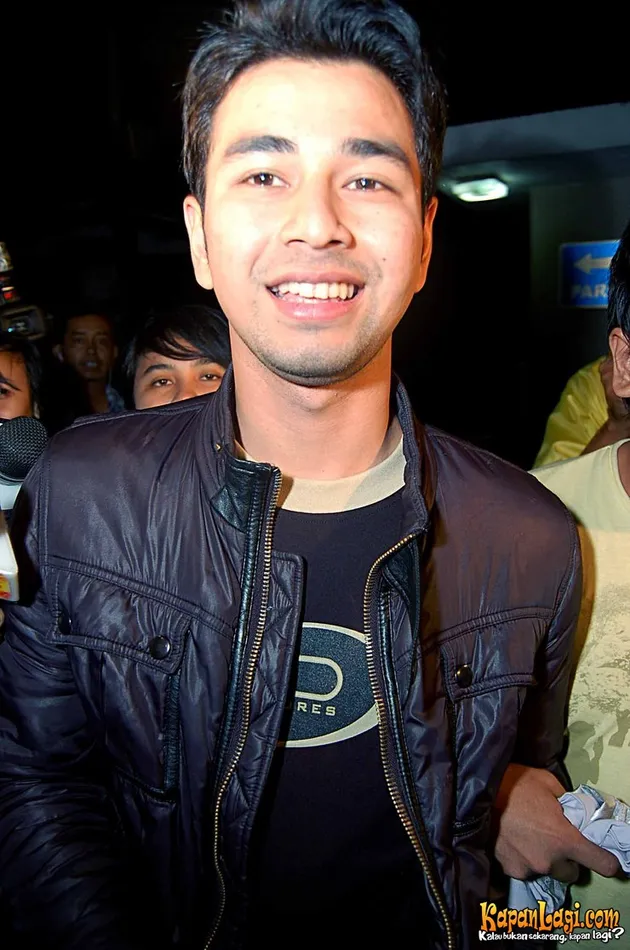 RAFFI AHMAD DI KANTOR MD ENTERTAINMENT - KapanLagi.com