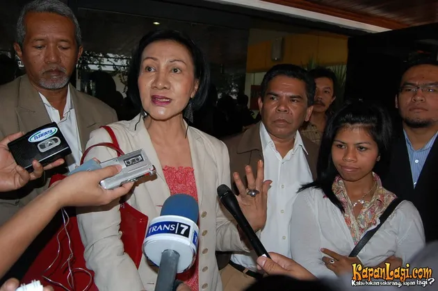 Ratna Sarumpaet