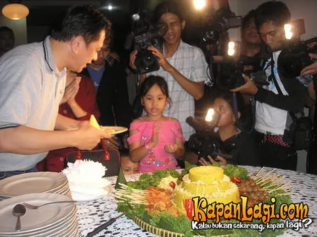 ray sahetapy ultah