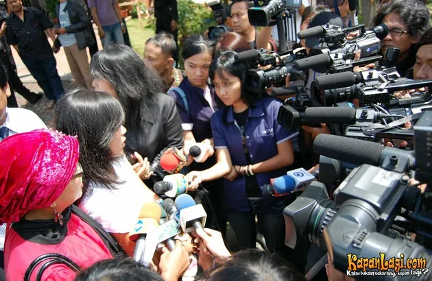 Pangky Suwito, Yati Octavia
