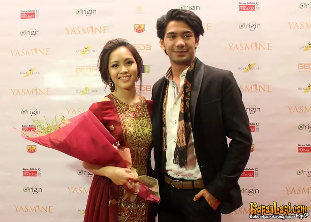 Gala Premiere Yasmine