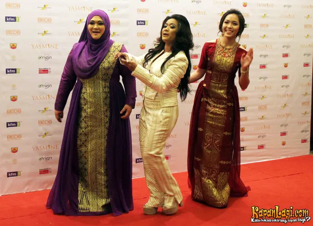 Gala Premiere Yasmine