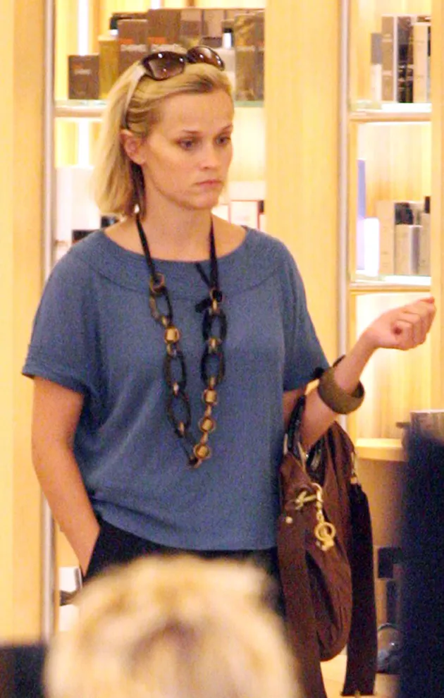 reese_shopping