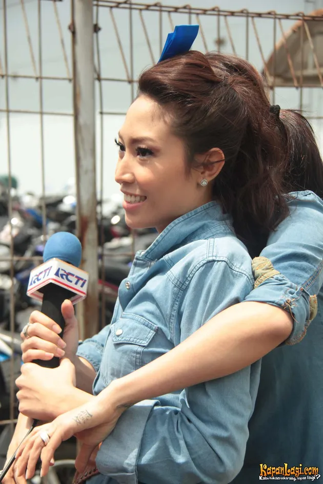 olla ramlan - ayu dewi