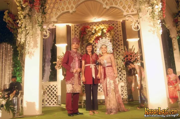 RESEPSI PERNIKAHAN BUNGA CITRA LESTARI DAN ASHRAF SINCLAIR - KapanLagi.com