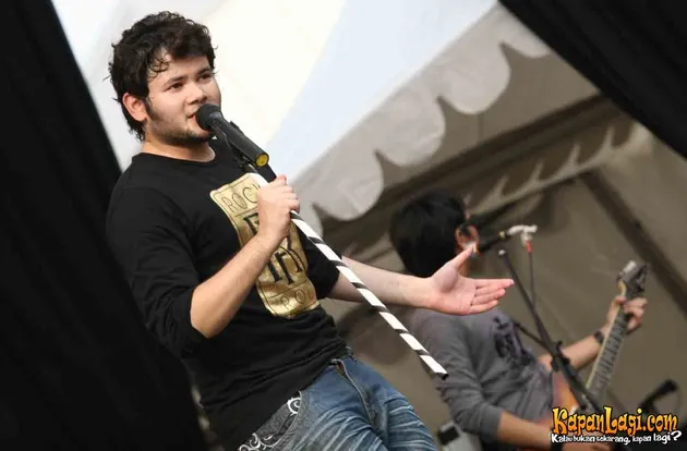 ridho rhoma, sonet 2 band