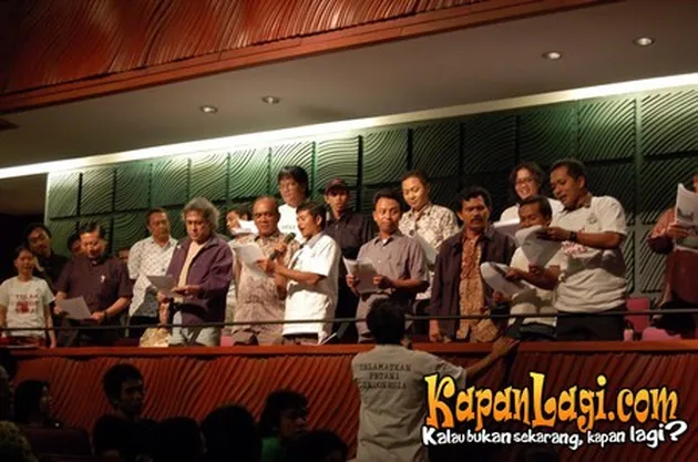 rieke dyah pitaloka dan iwan fals