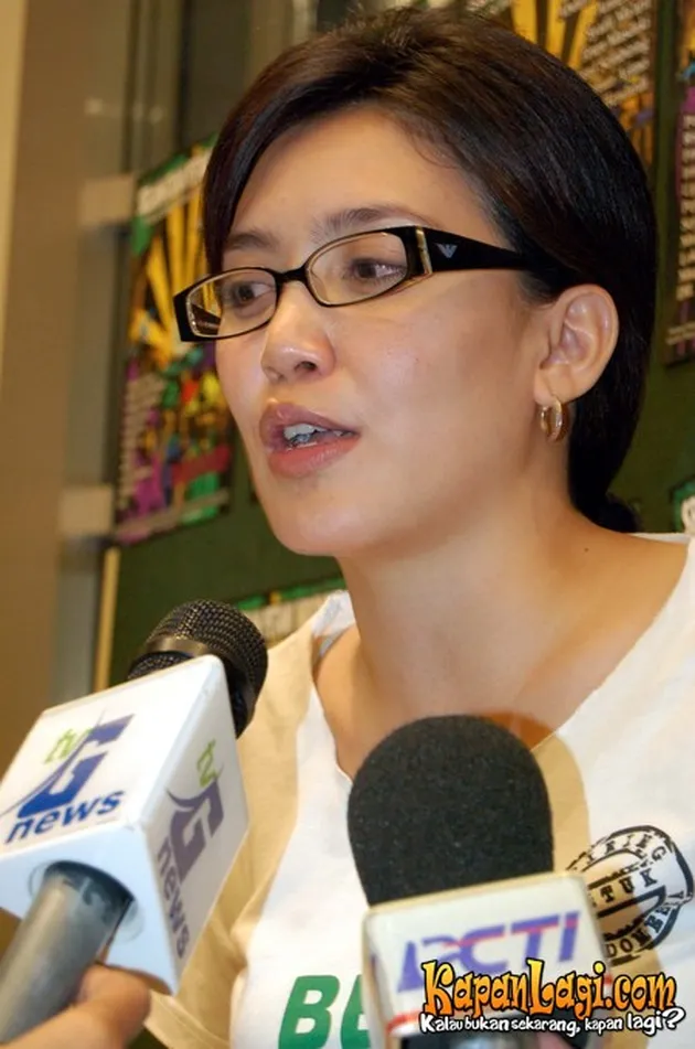 rieke dyah pitaloka dan iwan fals